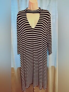 Boutique Plus Size Striped Top Dress Choker Neck Deep V Classic - Layering